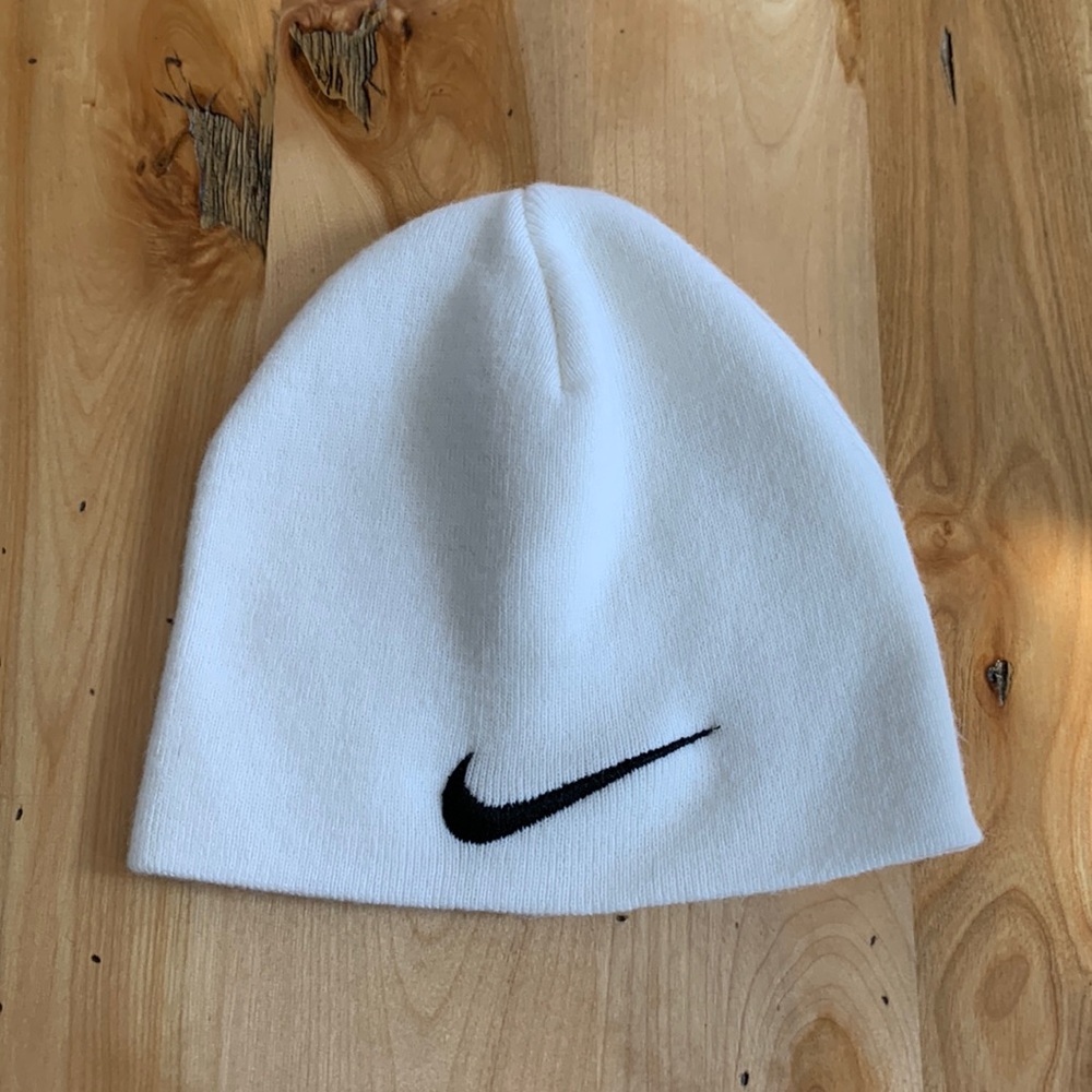 Nike vintage 90s white beanie